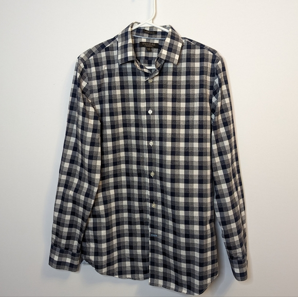 BANANA REPUBLIC Small Grant Fit Non-Iron Tailored Slim Fit Dress shirt in blue - Picture 1 of 4